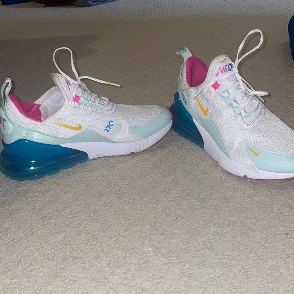 Nike AirMax 270
